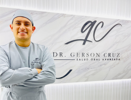 Dr. Carlos Ramírez - Endodoncista